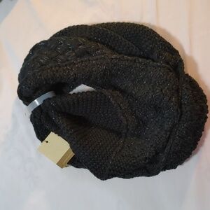 Infinity scarf